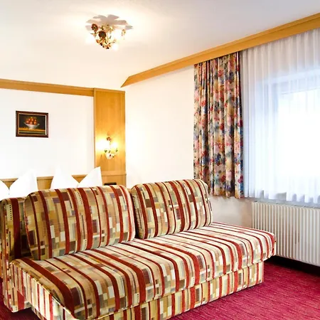 Kleinhans Apartment